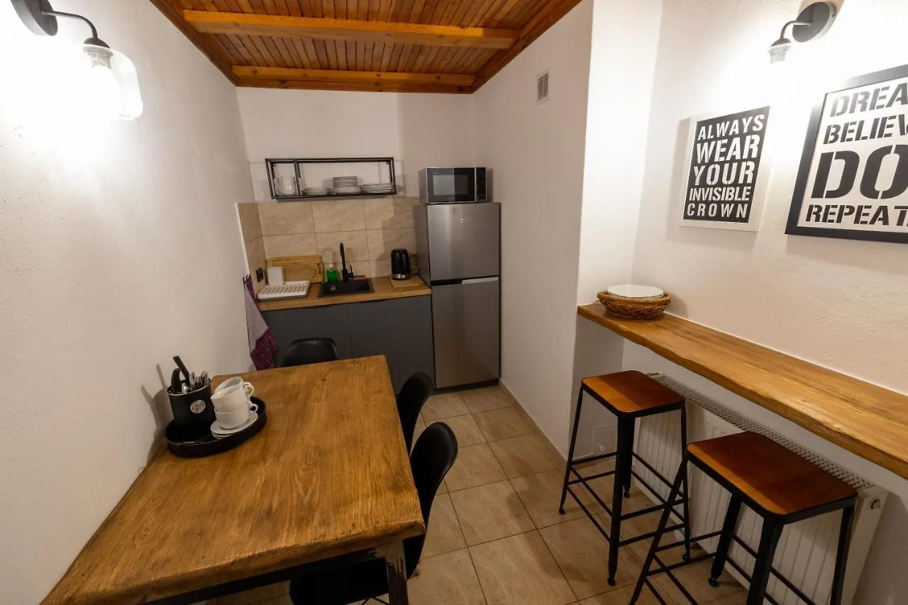 Homestay Trojka House